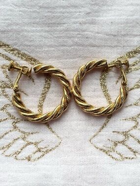 Vintage Napier Gold Twisted Rope Hoop Earrings - Clip on Screw